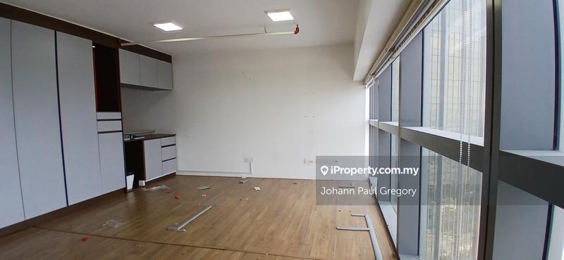 Service Residence for Rent in Pinnacle Petaling Jaya by Johann Paul Gregory - iProperty.com.my