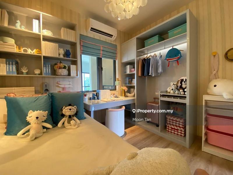 For Sale - Baron Residence @ Lake City