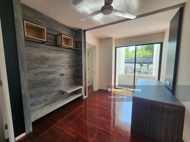Rumah Teres 3-Tingkat untuk Dijual di 3 storey Renovated Amaryllis Tamansari Rawang, Rawang oleh Leslie Leong - iProperty.com.my