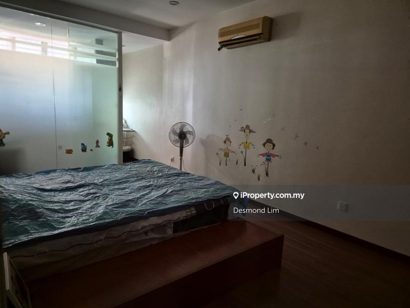 Rumah Berkembar untuk Dijual di Taman Gelugor, Jelutong oleh Desmond Lim - iProperty.com.my