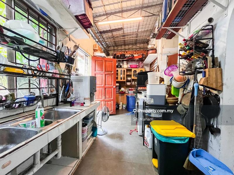 Rumah Berangkai 2 Tingkat untuk Dijual di Taman Bukit Permai, Ampang oleh Siti Mariam - iProperty.com.my