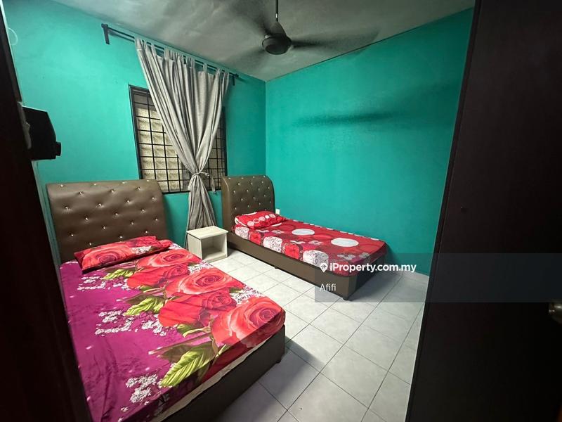 For Rent - Flora Damansara Flat