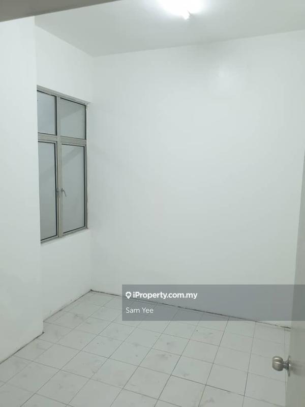 Rumah Pangsa untuk Dijual di Batu Caves Centerpoint oleh Sam Yee - iProperty.com.my