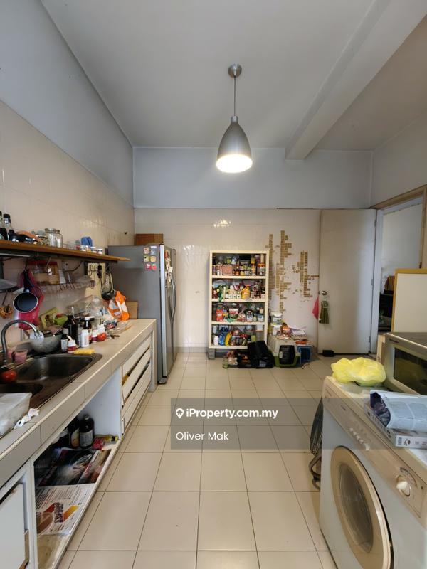 Rumah Teres 3-Tingkat untuk Dijual di Taman Esplanad, Bukit Jalil oleh Oliver Mak - Kitchen - iProperty.com.my