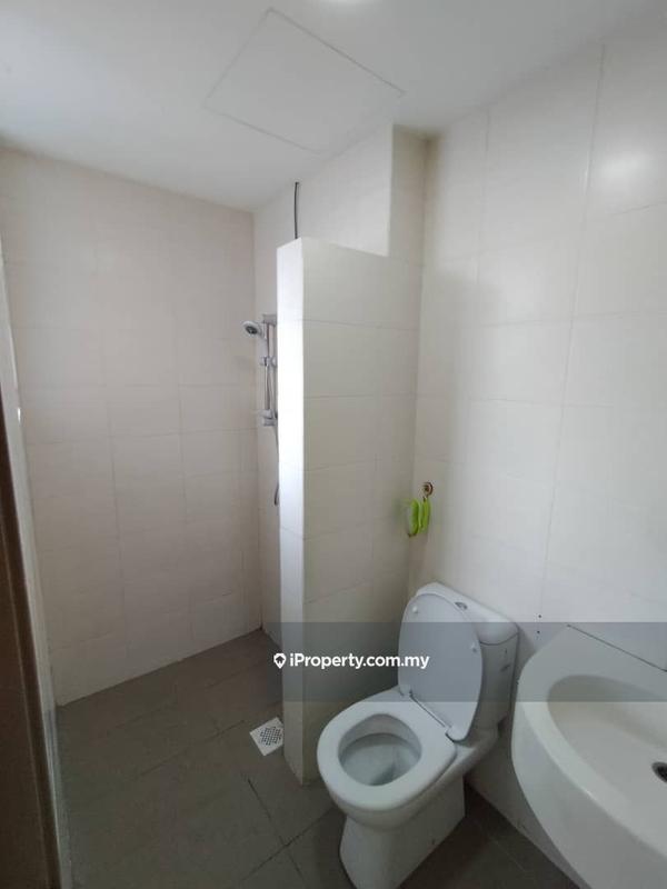 Service Residence for Sale in Platinum Lake PV 21 by Luis Looi - iProperty.com.my
