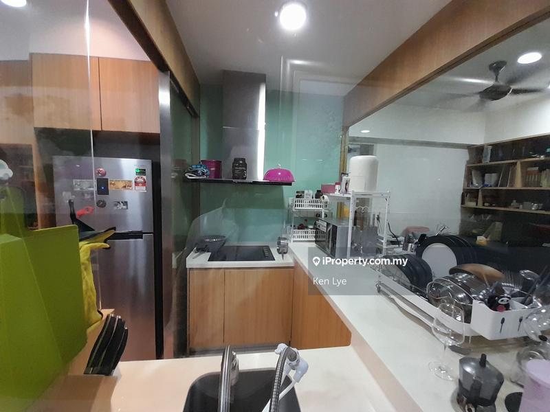 For Sale - The Leafz @ Dedaun