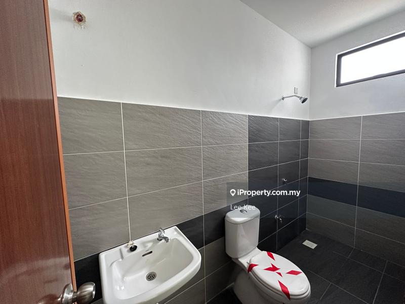 Rumah Teres 1-Tingkat untuk Dijual di Senggarang New Project, Batu Pahat oleh Lee Kee - iProperty.com.my