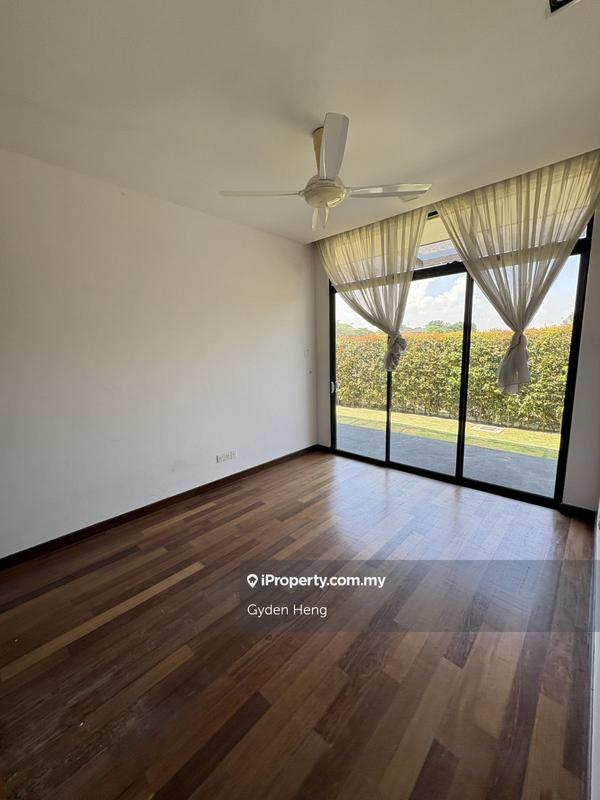 Bungalow House for Sale in Leisure Farm, Gelang Patah by Gyden Heng - iProperty.com.my