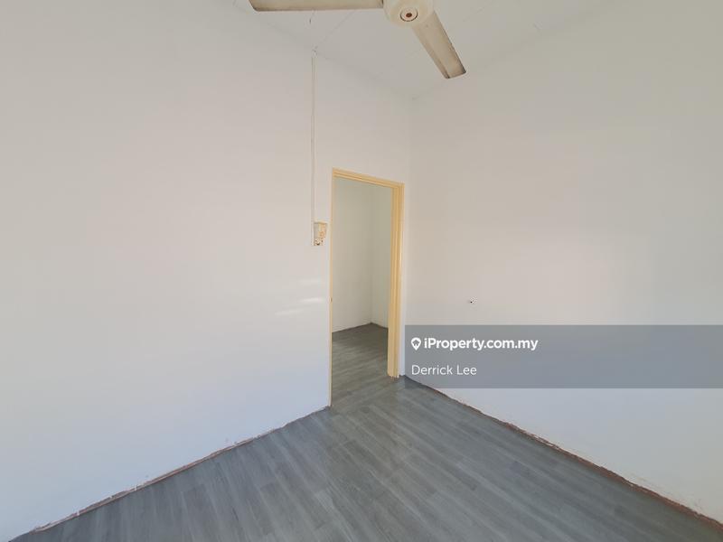 Rumah Berangkai 2 Tingkat untuk Dijual di 18d3y, Subang Jaya oleh Derrick Lee - iProperty.com.my