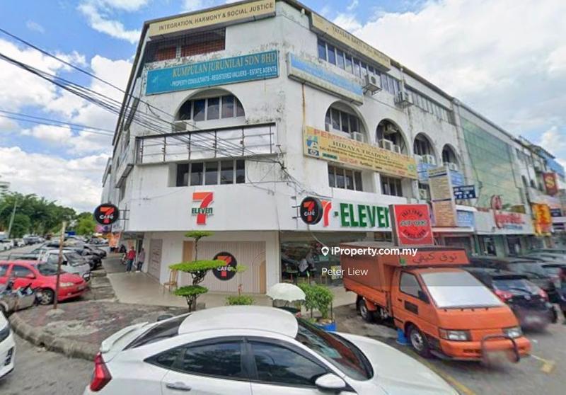 For Sale - GOOD BUY CORNER LOT ROI 4.8% ABOVE, PANDAN JAYA, FULLY TENANTED, GOOD FRONTAGE SHOP, HOTSPOT AREA