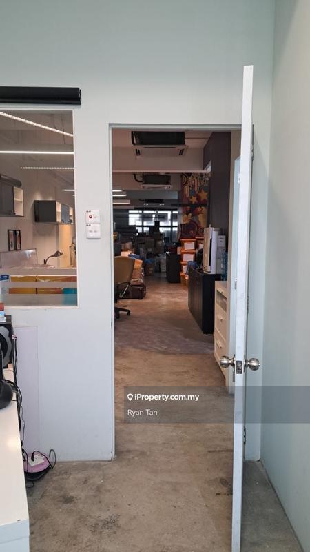 Shop / Office untuk Dijual di Kampung Sungai Kayu Ara, Petaling Jaya oleh Ryan Tan - iProperty.com.my