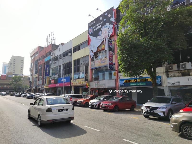 Shop for Rent in Seksyen 9, Shah Alam by T. H. Lim - iProperty.com.my