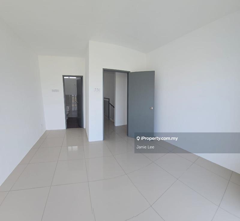 1.5-storey Terraced House for Sale in Tanjung Karang, Kuala Selangor by Janie Lee - iProperty.com.my