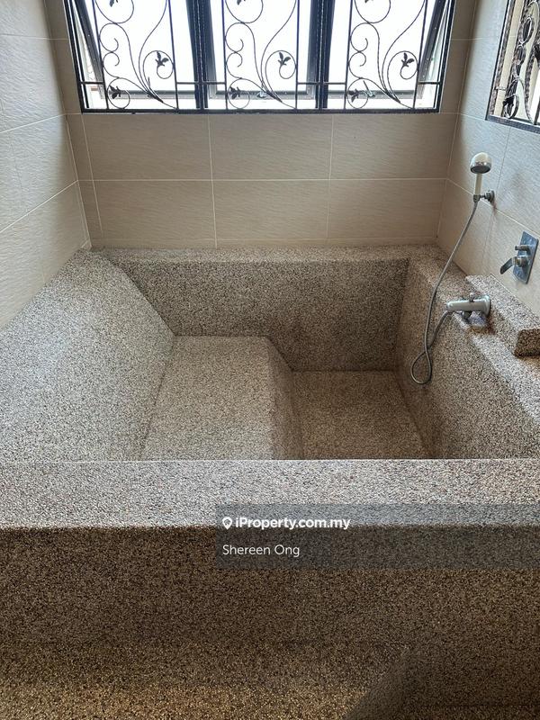 Rumah Berangkai 3 Tingkat untuk Dijual di Taman Bukit Prima, Cheras oleh Shereen Ong - iProperty.com.my