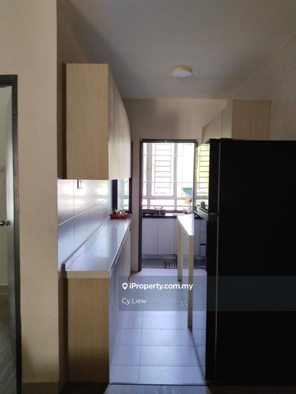Rumah Bandar untuk Dijual di Taman Bukit Serdang, Seri Kembangan oleh Cy.Liew - iProperty.com.my