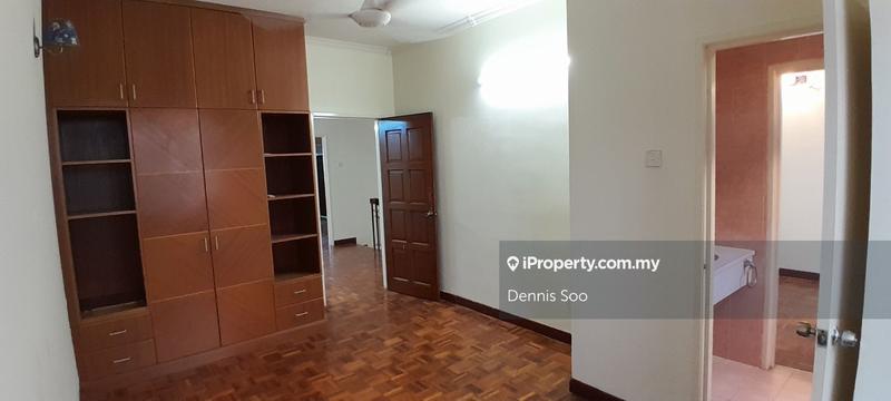 Rumah Berangkai 2.5 Tingkat untuk Dijual di Bandar Utama 10, Bandar Utama oleh Dennis Soo - iProperty.com.my