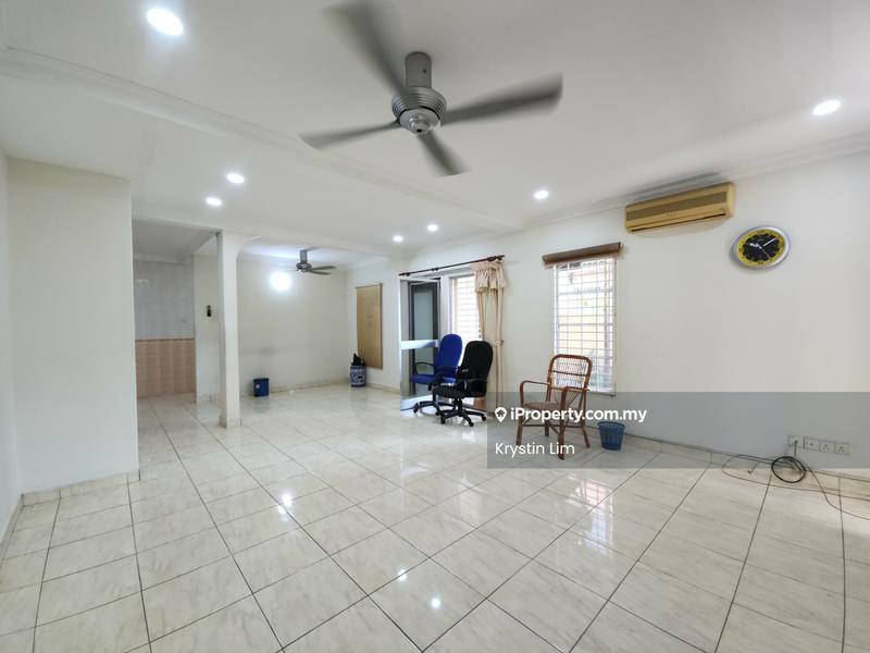 Rumah Teres 2-Tingkat untuk Dijual di Kota Kemuning, Shah Alam oleh Krystin Lim - Living Room - iProperty.com.my
