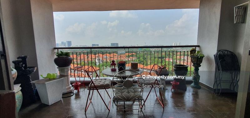 For Sale - Ara Hill Condominium