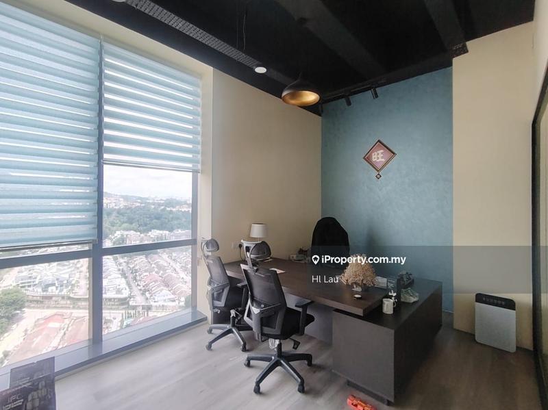 For Rent - Renovated Spacious Corner Office @ EkoCheras Mall