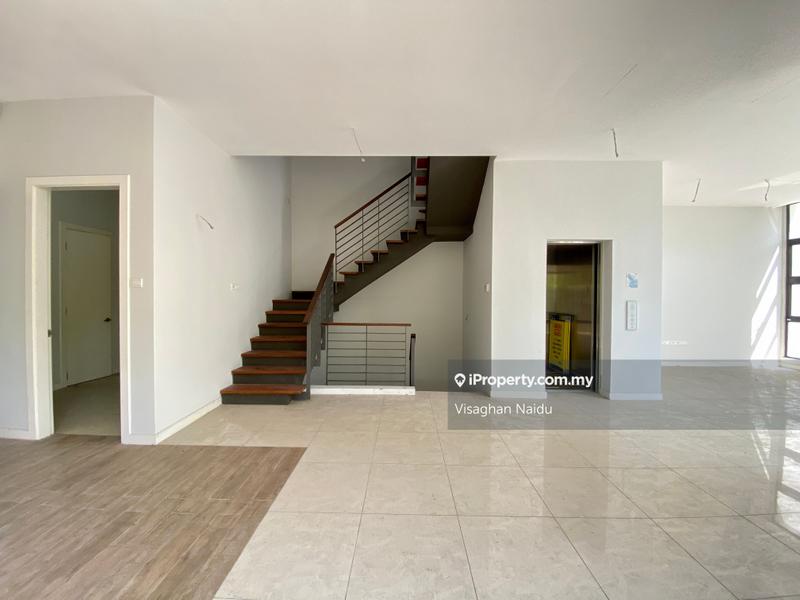 3.5-storey Terraced House for Sale in Fields of Gold Villa Senja Rawang, Rawang by Visaghan Naidu - iProperty.com.my