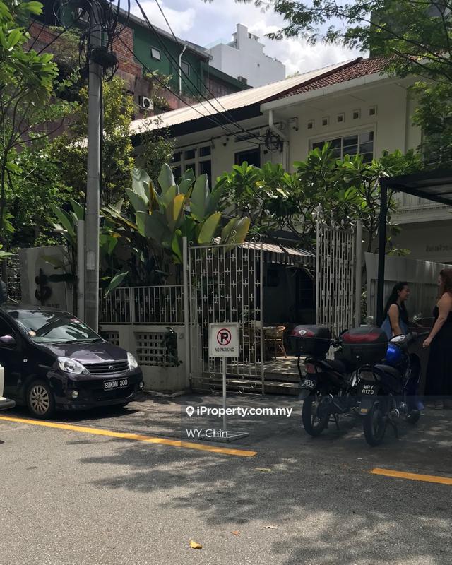 For Sale - CORNER SPACIOUS SHOP LIMITED,CHANGKAT BUKIT BINTANG,BUKIT BINTANG