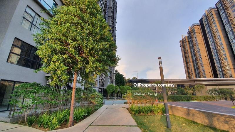 Residensi Servis untuk Dijual di HYVE oleh Sharon Fong - iProperty.com.my