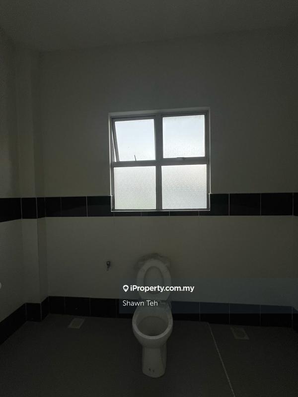 Semi-Detached House for Sale in Taman Limbongan Jaya, Klebang by Shawn Teh - iProperty.com.my