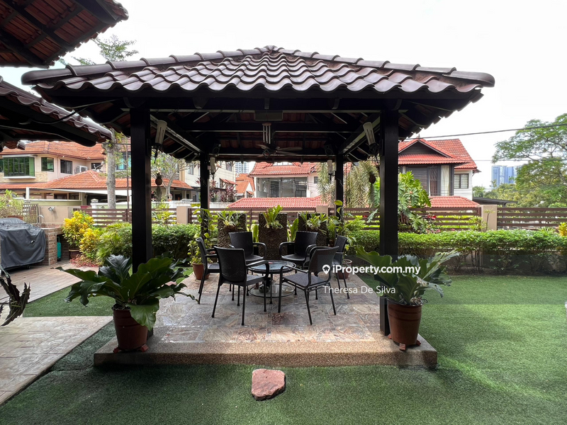 Bungalow House for Sale in 66227, Jalan Klang Lama (Old Klang Road) by Theresa De Silva - iProperty.com.my