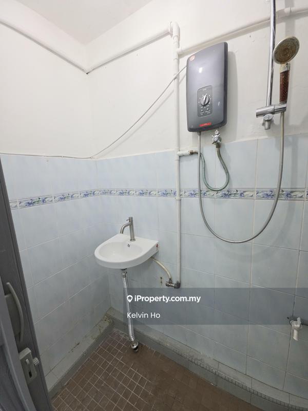 Apartment untuk Dijual di Bandar Baru Sentul oleh Kelvin Ho - Bathroom - iProperty.com.my