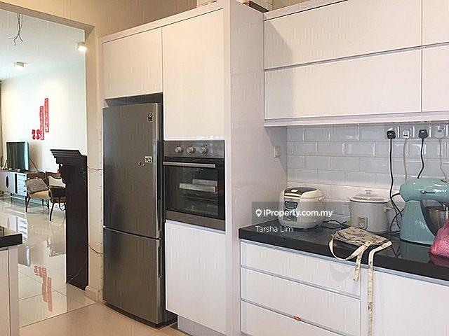 Kondominium untuk Dijual di Surian Residences oleh Tarsha Lim - iProperty.com.my