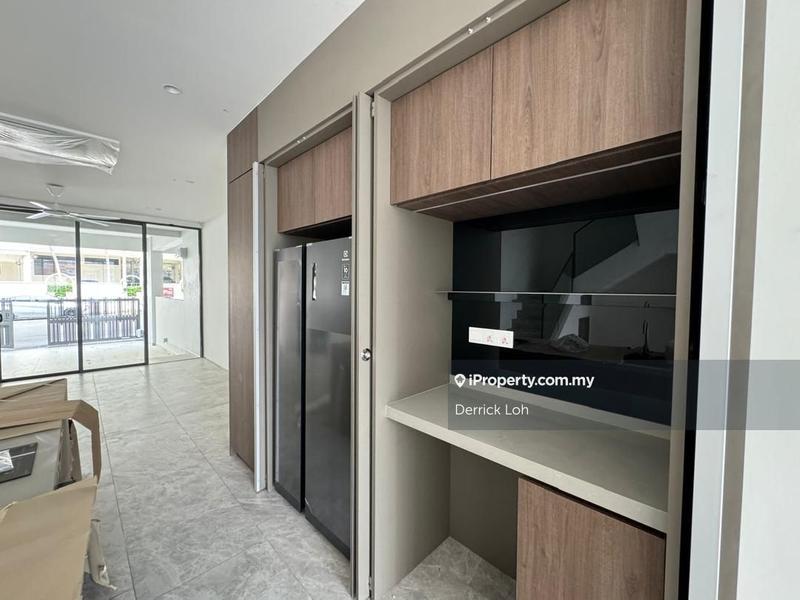 Townhouse for Rent in Tanjung Bungah, Penang by Derrick Loh - iProperty.com.my