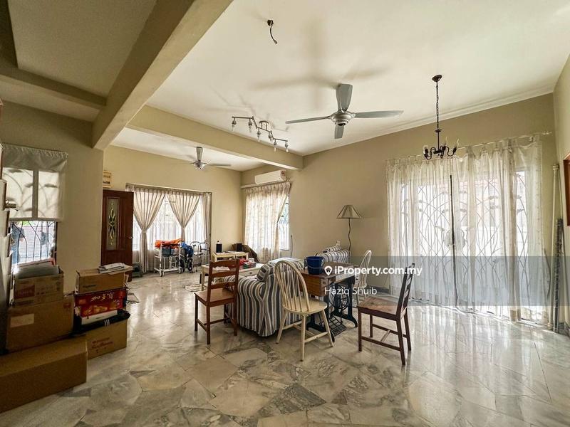 2-storey Terraced House for Sale in Taman Kelana Idaman, Ara Damansara by Haziq Shuib - iProperty.com.my