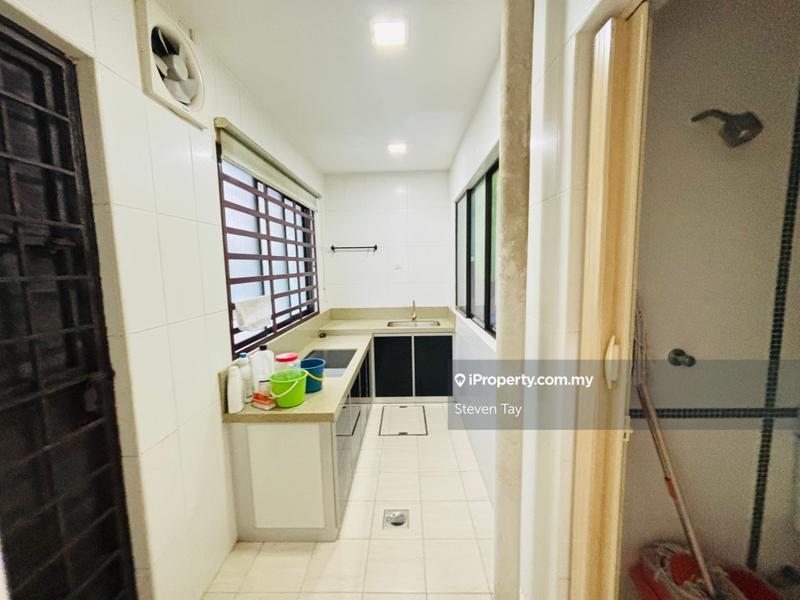 Rumah Teres 2.5-Tingkat untuk Dijual di Taman Meranti Jaya, Puchong oleh Steven Tay - iProperty.com.my