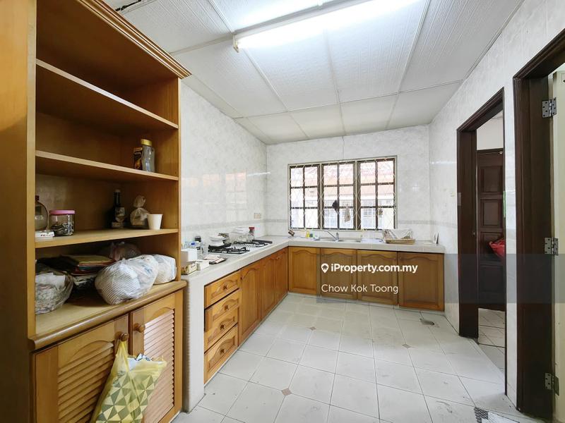 Rumah Teres 2-Tingkat untuk Dijual di Seksyen 9, Shah Alam oleh Chow Kok Toong - iProperty.com.my