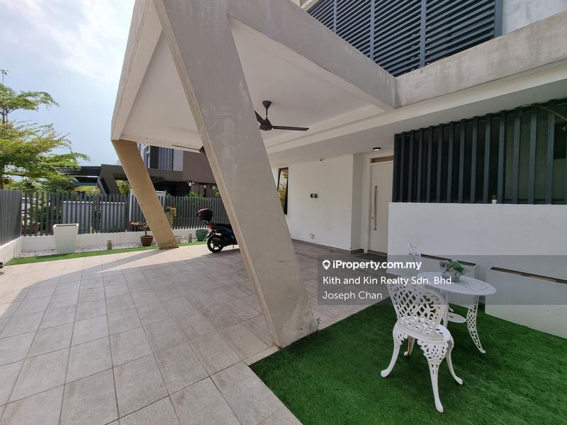 Rumah Teres 3-Tingkat untuk Dijual di Laman Glenmarie, Shah Alam oleh Joseph Chan - iProperty.com.my