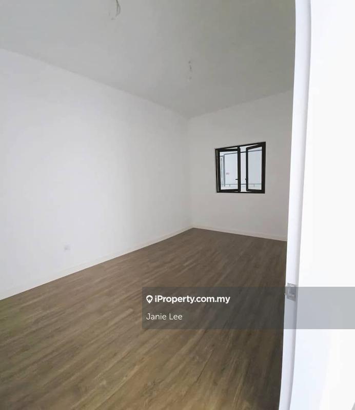Condominium for Sale in Tuai Residence by Janie Lee - bedroom 3 - iProperty.com.my