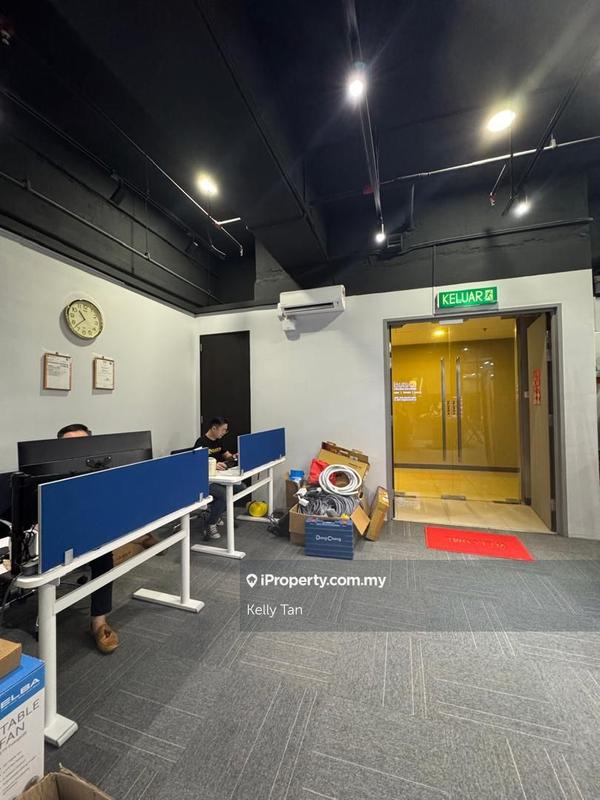 For Rent - Vertical Business Suites