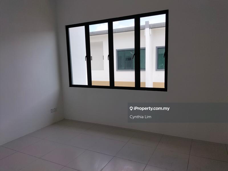 Townhouse for Sale in Kuching, Sarawak by Cynthia Lim - iProperty.com.my