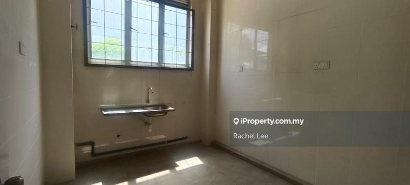 For Rent - Kg Baru Subang,Shah Alam,3 Storey Warehouse