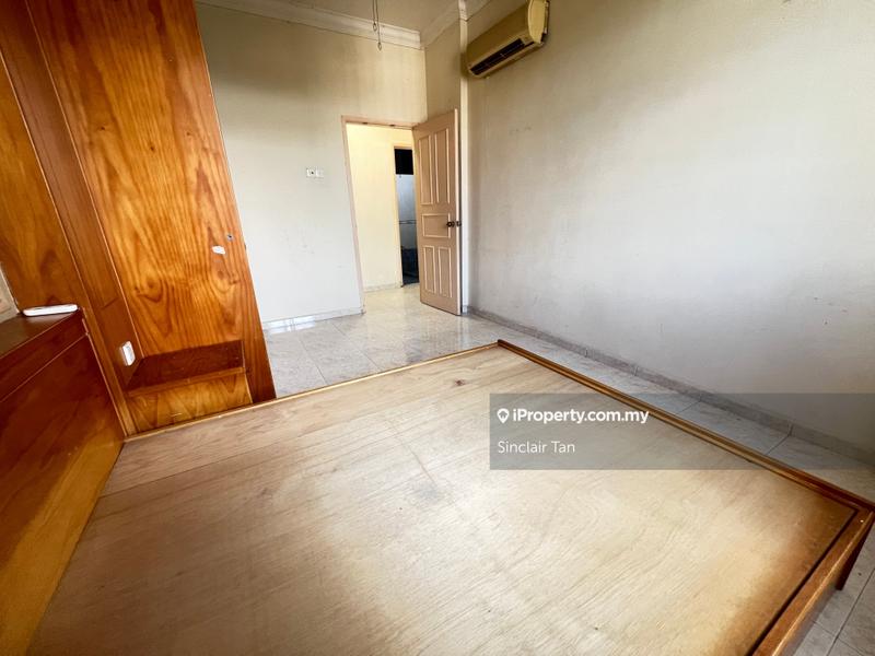 Condominium for Sale in Cheng Heights by Geoffery Wee - iProperty.com.my