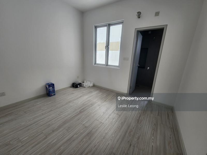 Rumah Berangkai 2 Tingkat untuk Dijual di Kota Emerald, Rawang oleh Leslie Leong - iProperty.com.my