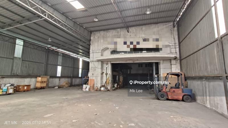 For Sale - Klang Utama 1.5 Storey Semi D Factory Warehouse, Near Kapar