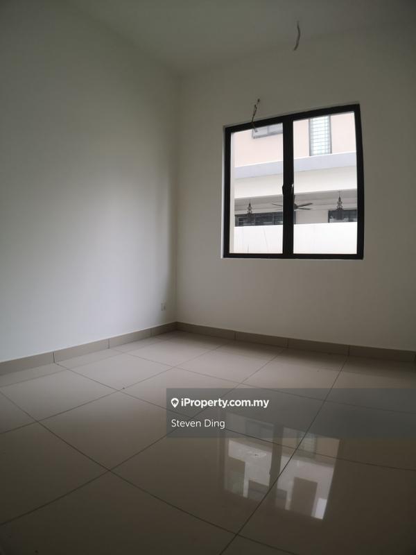 Semi-Detached House for Sale in Setia Utama, Setia Alam by Steven Ding - iProperty.com.my