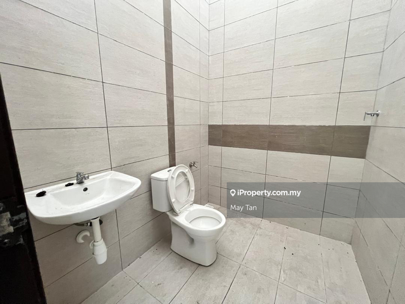 Rumah Berangkai 1 Tingkat untuk Dijual di Kluang, Johor oleh May Tan - iProperty.com.my
