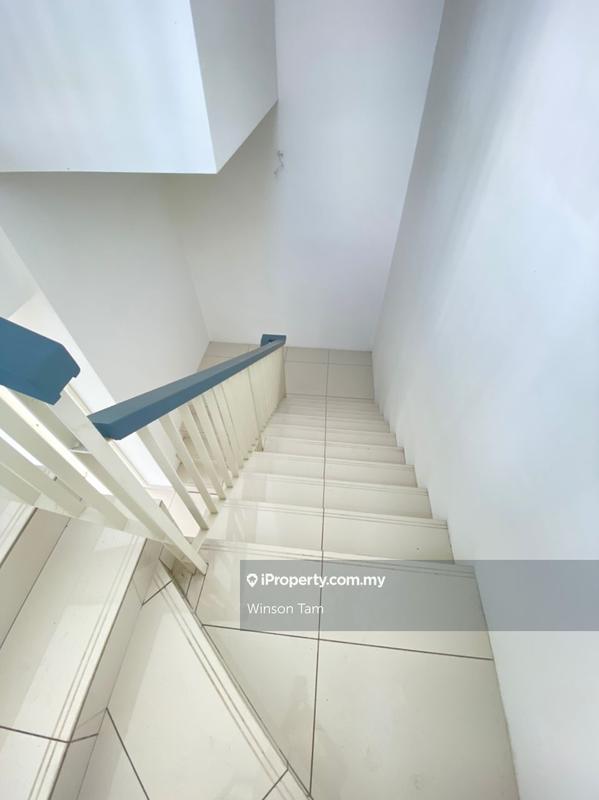 3-storey Terraced House for Sale in Lakeclub Parkhomes Rawang, Rawang by Winson Tam - iProperty.com.my