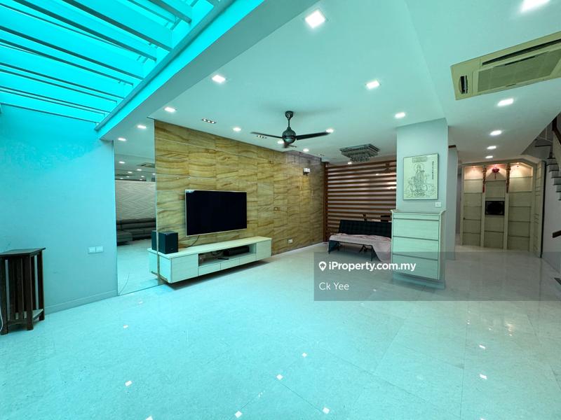 3-storey Terraced House for Sale in Jalil Sutera, Bukit Jalil by Ck Yee - iProperty.com.my