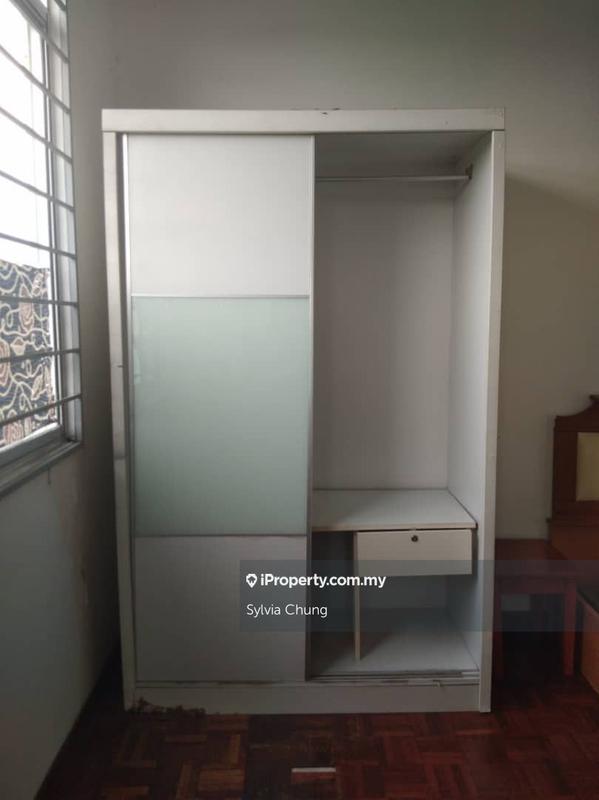 Apartment for Sale in University Apartment Phase 1 by Sylvia Chung - iProperty.com.my