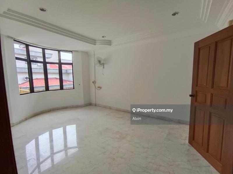 Kondominium untuk Dijual di Straits Court oleh Alvin - iProperty.com.my