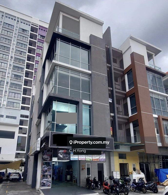 Kedai untuk Disewa di Taman Equine, Seri Kembangan oleh C.H.Yong - iProperty.com.my