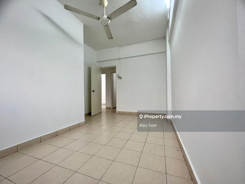 Service Residence for Sale in Fadason Park by Alex Seet - iProperty.com.my